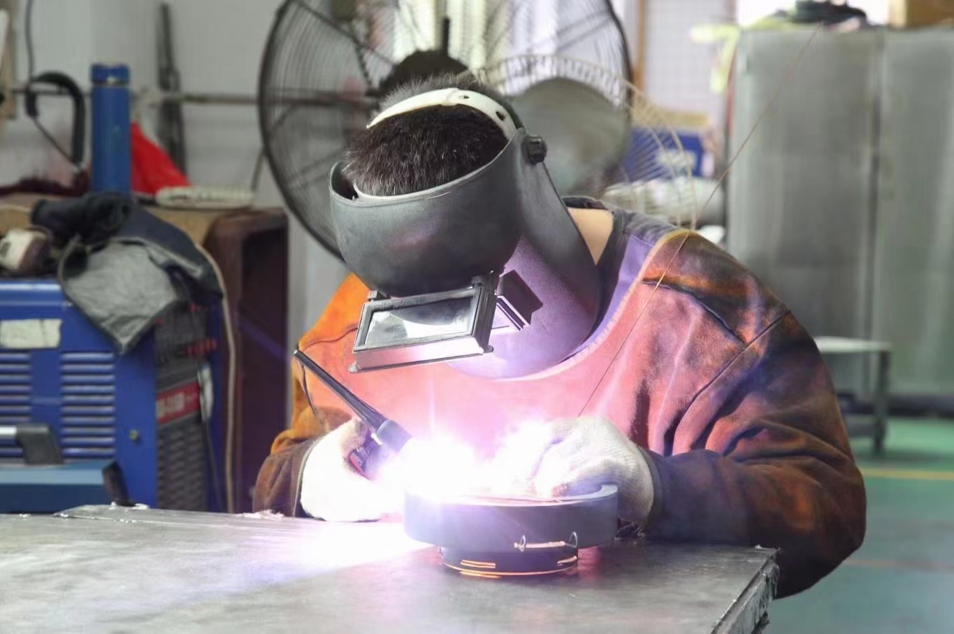 1762162211200719.jpg mmexport1698650928671.jpg